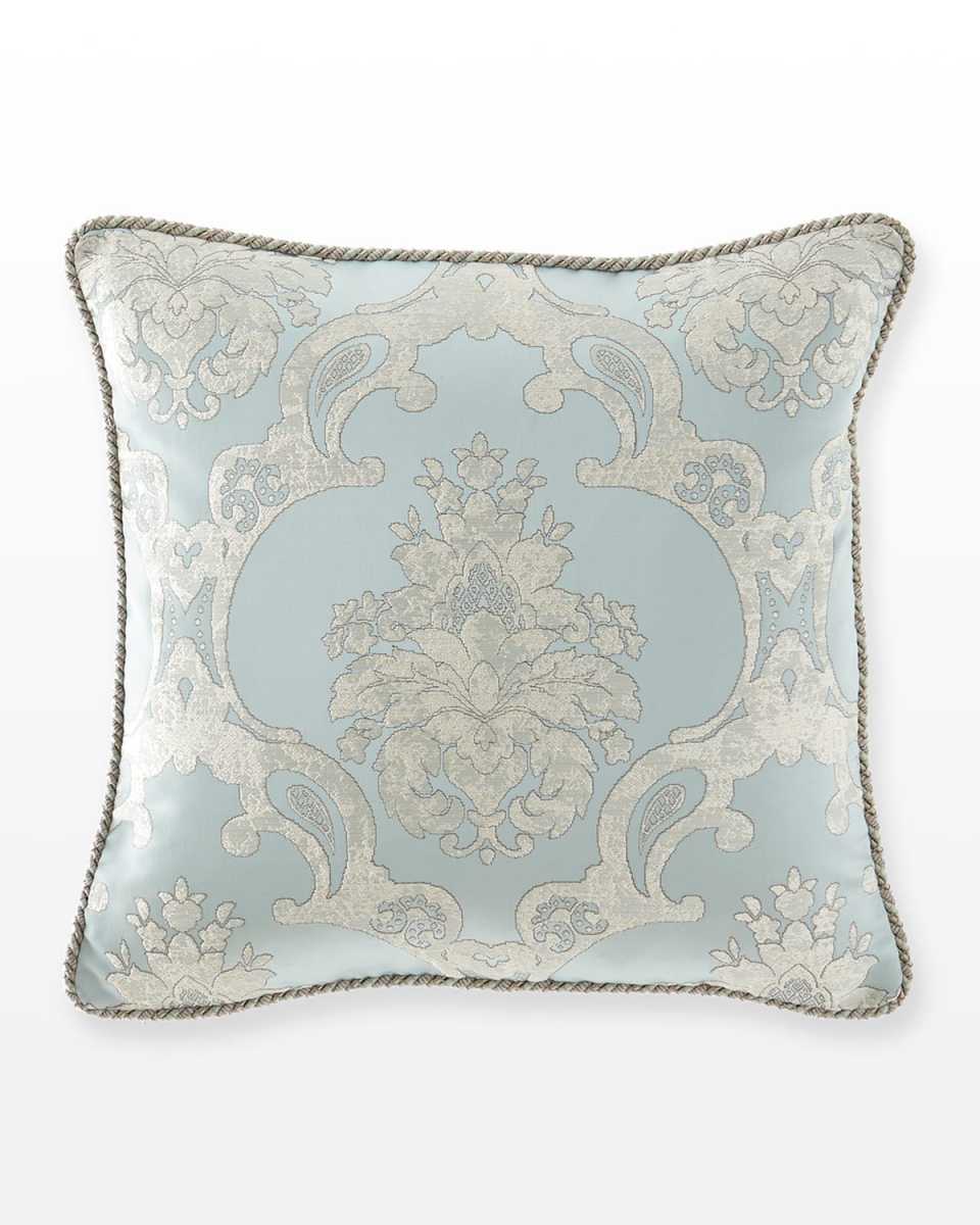 Elizabeth 20" Pillow
